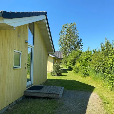 Haus Mit Zwei Fluegeln Fuer Acht Personen Appartement